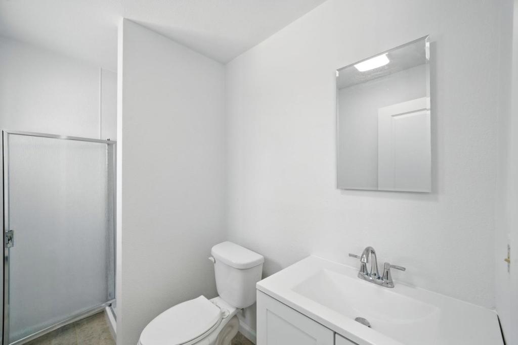 462 Delhi Avenue Property Photo 9