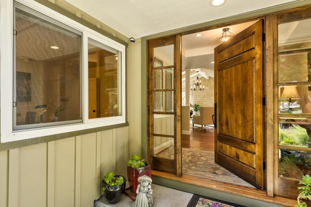 17799 Daves Avenue Property Photo 3