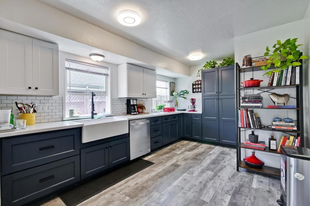 1505 17th Avenue Property Photo 1
