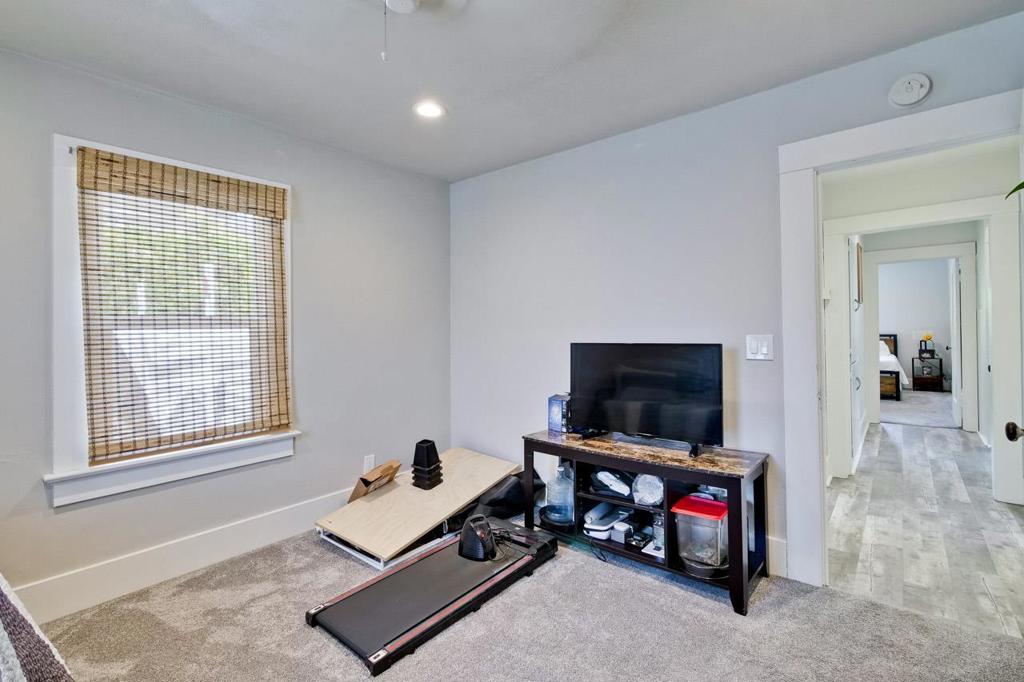 1505 17th Avenue Property Photo 15