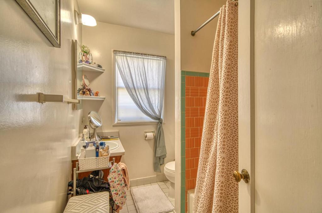 Williams Street Property Photo 31