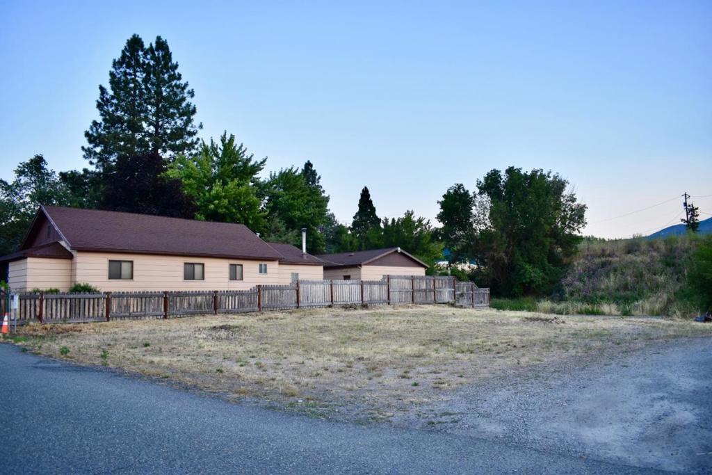 563 Shasta Avenue Property Photo 12