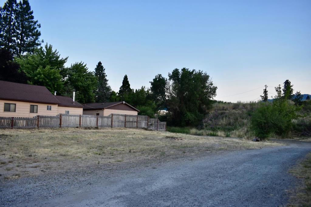 563 Shasta Avenue Property Photo 14