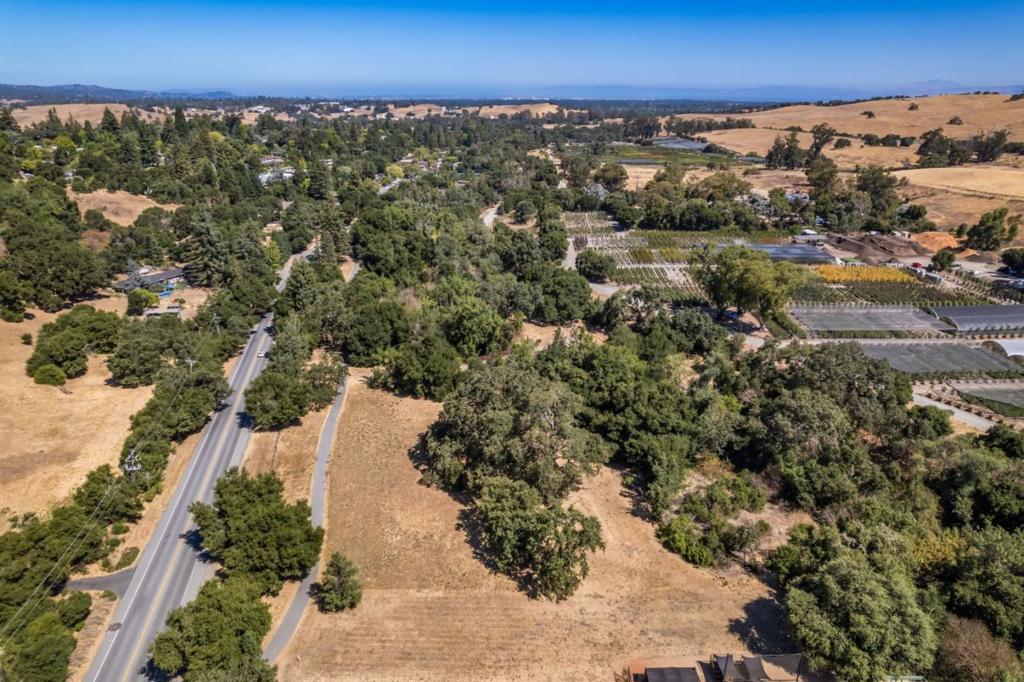 3343 Alpine Road Property Photo 13