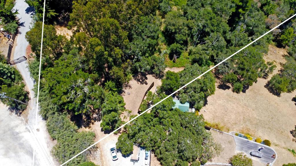 8 E Coastlands Property Photo 4
