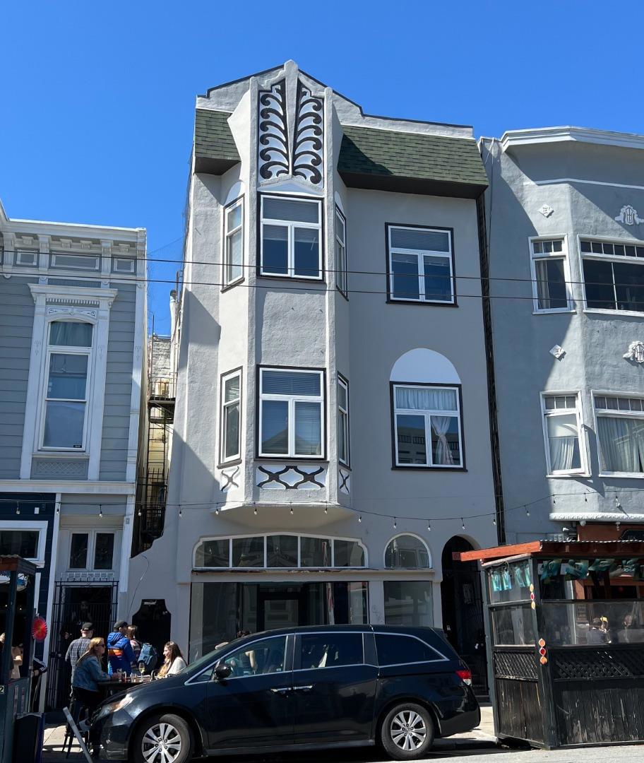 674678 Haight Street Property Photo 1
