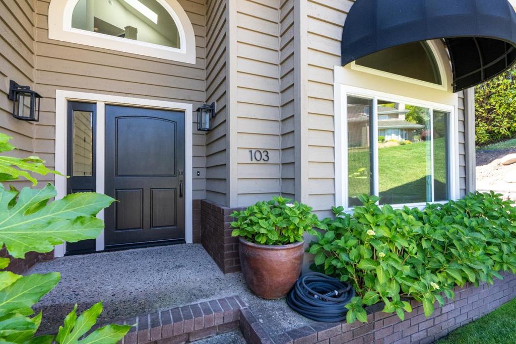 103 Victoria Lane Property Photo 13