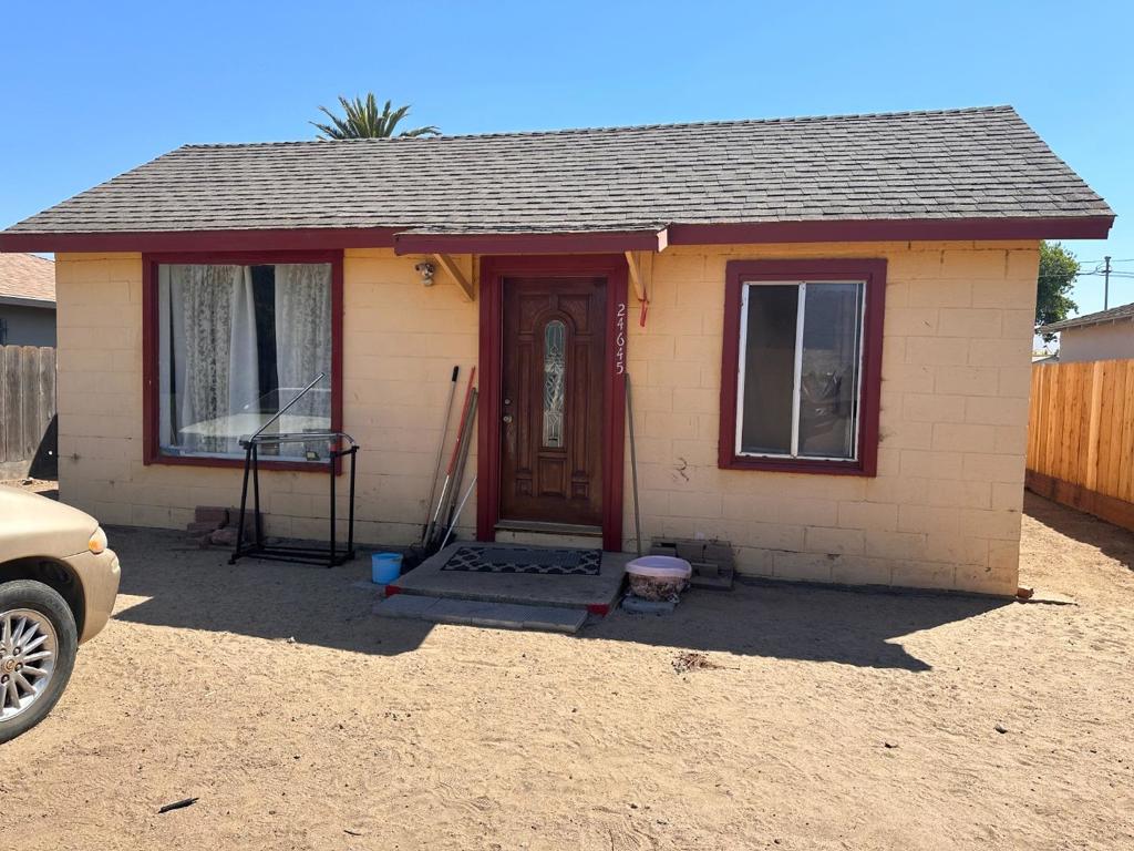 24645 Grant Street Property Photo
