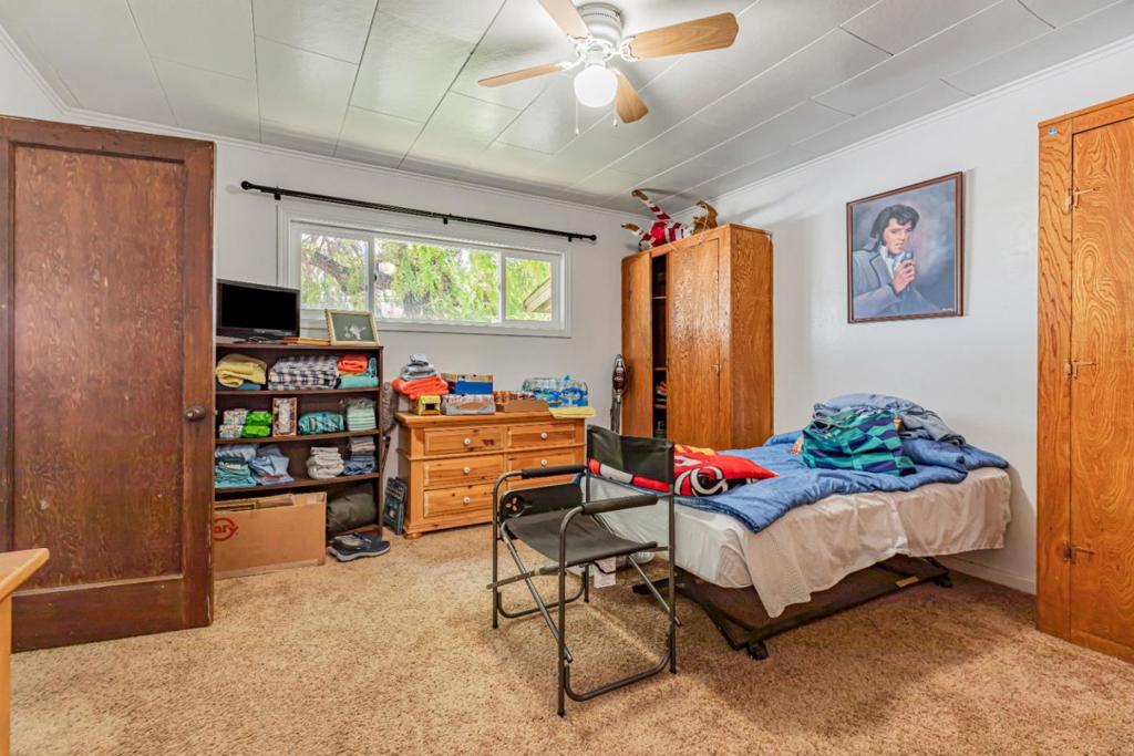 1641 Valley View Road Property Photo 6