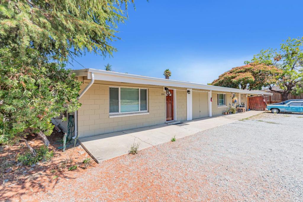 1641 Valley View Road Property Photo 11