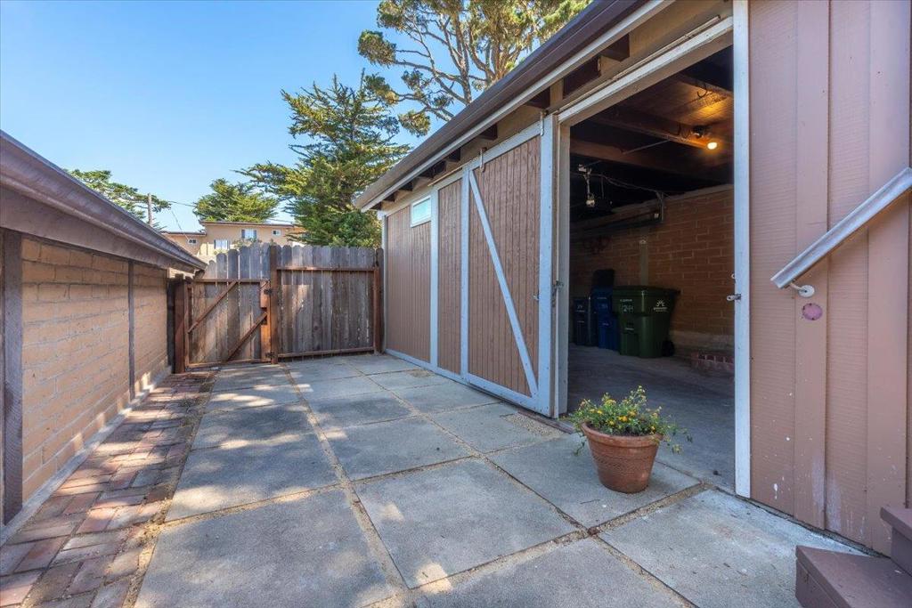 244 Grove Acre Avenue Property Photo 36