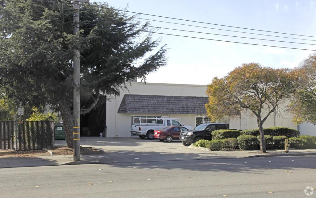 27775 Industrial Blvd Property Photo 2