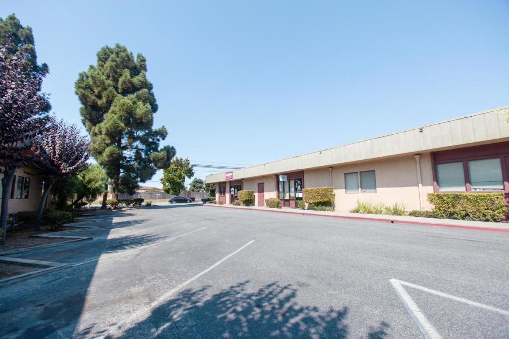 1332 Natividad Road B Property Photo 31