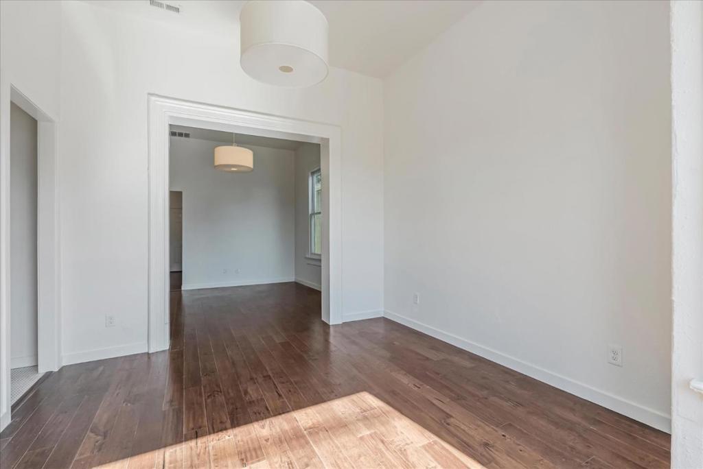 873 Wood Street Property Photo 8