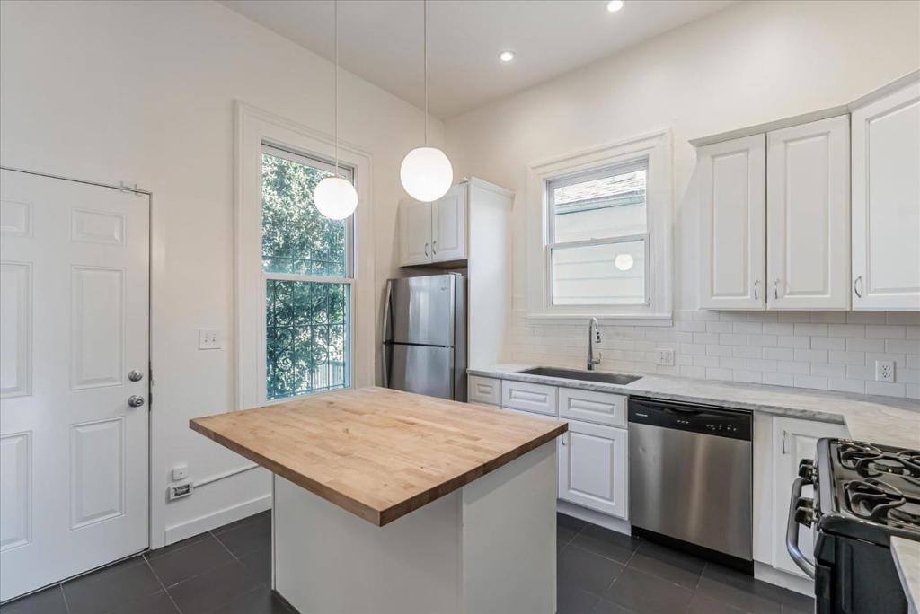 873 Wood Street Property Photo 12