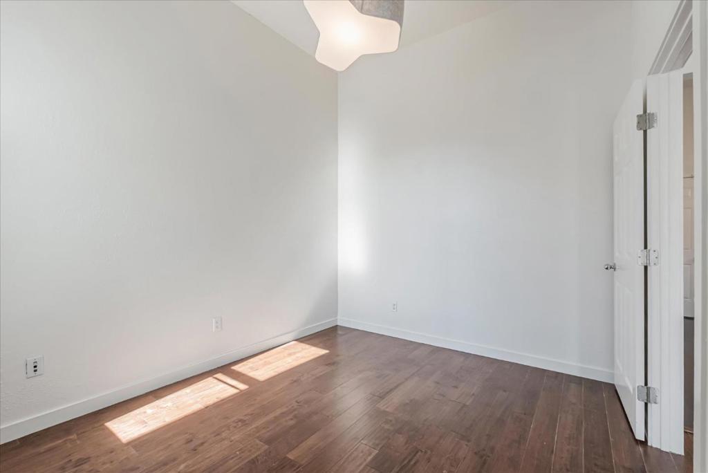 873 Wood Street Property Photo 17