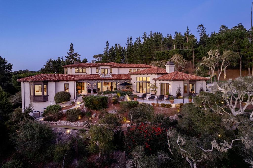 3187 17 Mile Drive Property Photo 2