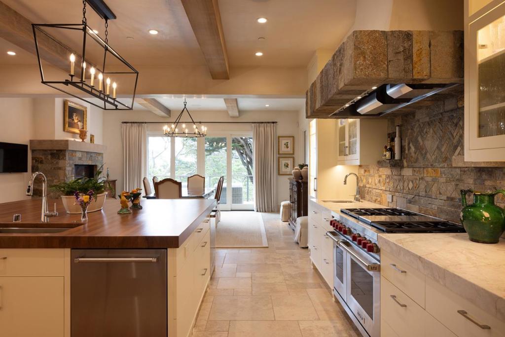 3187 17 Mile Drive Property Photo 21