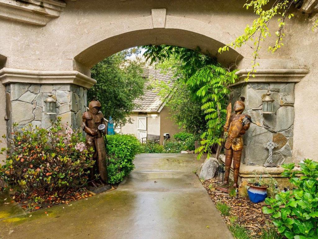 39455 Avenida La Cresta Property Photo 4