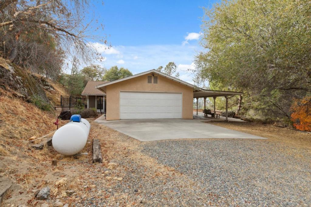 31459 N Dome Drive Property Photo 3