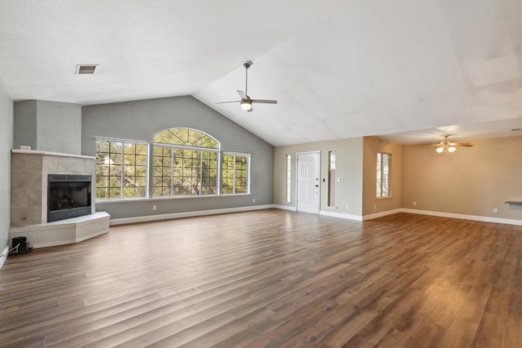 31459 N Dome Drive Property Photo 13