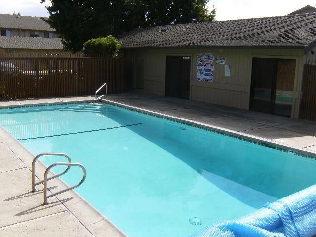 1848 Cherokee Drive 6 Property Photo 3