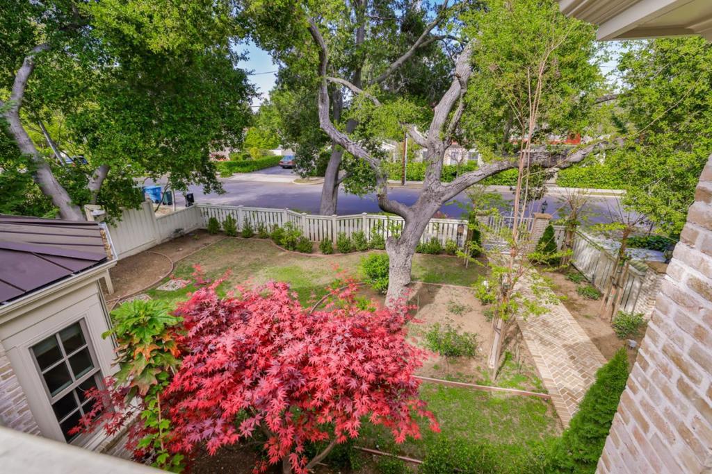 1768 Emerson Street Property Photo 69