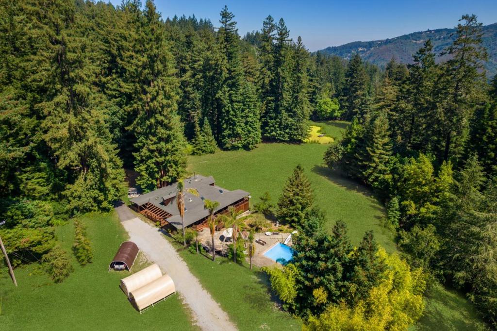 22700 Old Santa Cruz Highway Property Photo