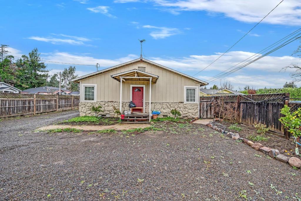 1234 El Centro Avenue Property Photo