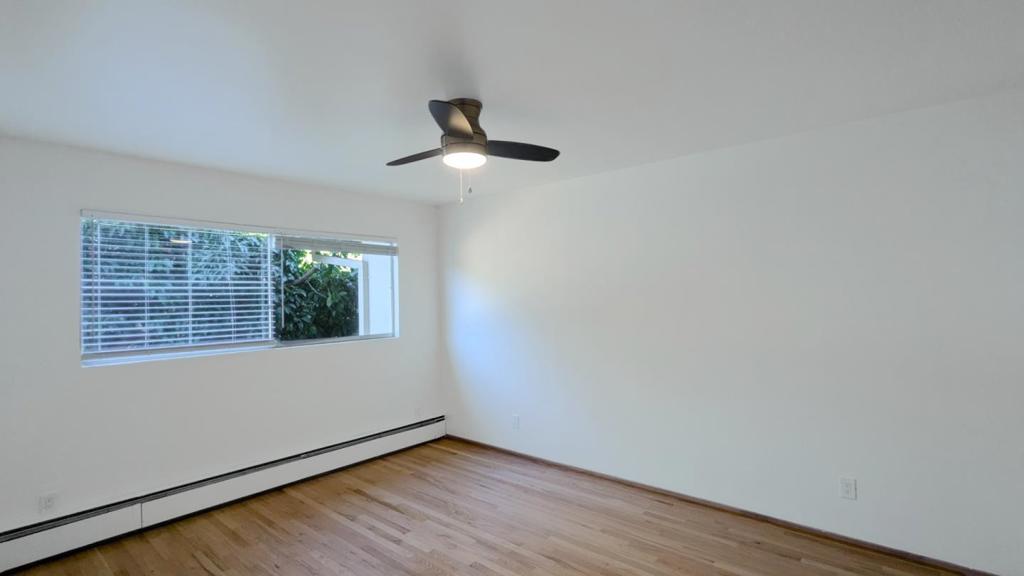 365 Everett Avenue Property Photo 10