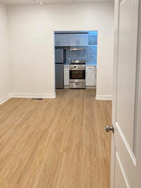 183 Everett Avenue Property Photo 19