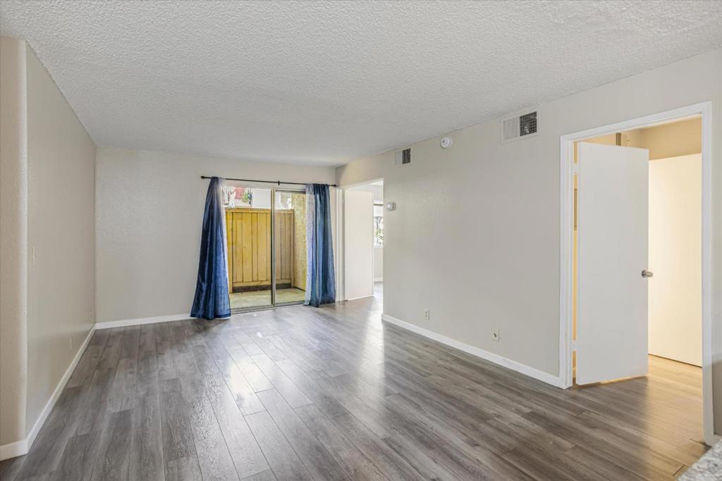 259 N Capitol Avenue 132 Property Photo 4