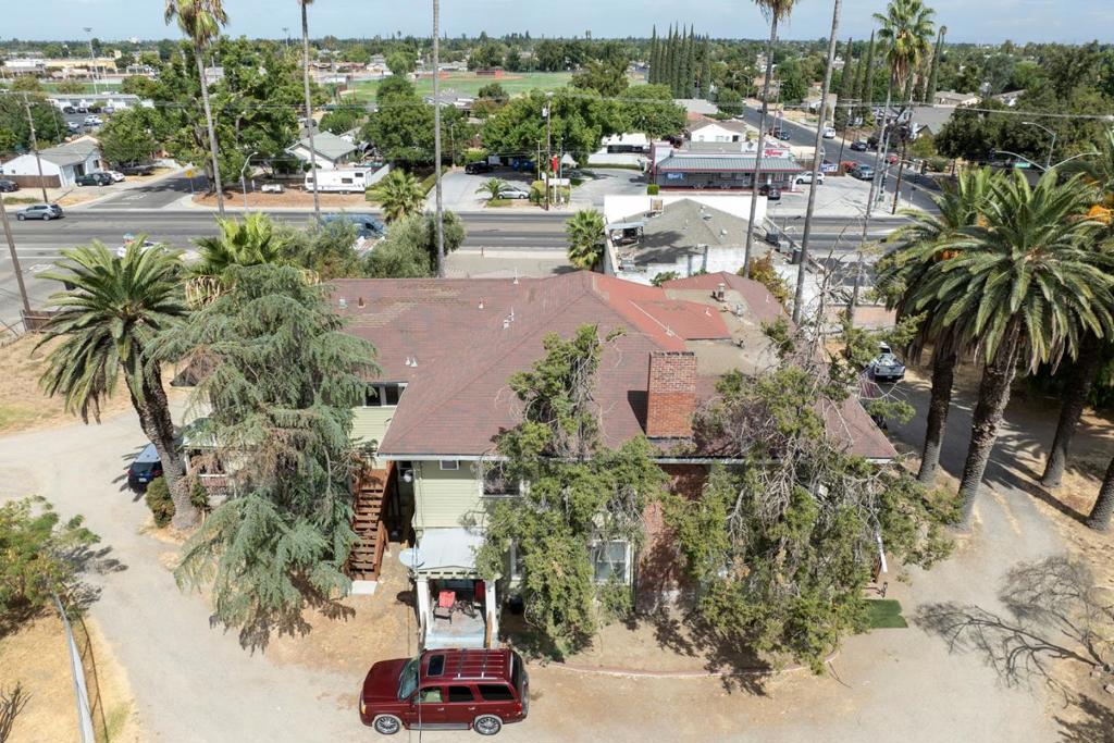 2523 5th Street Property Photo 7