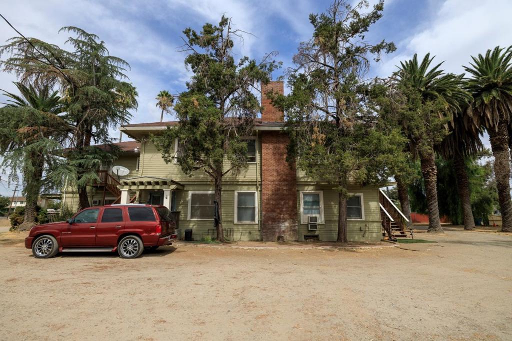2523 5th Street Property Photo 12