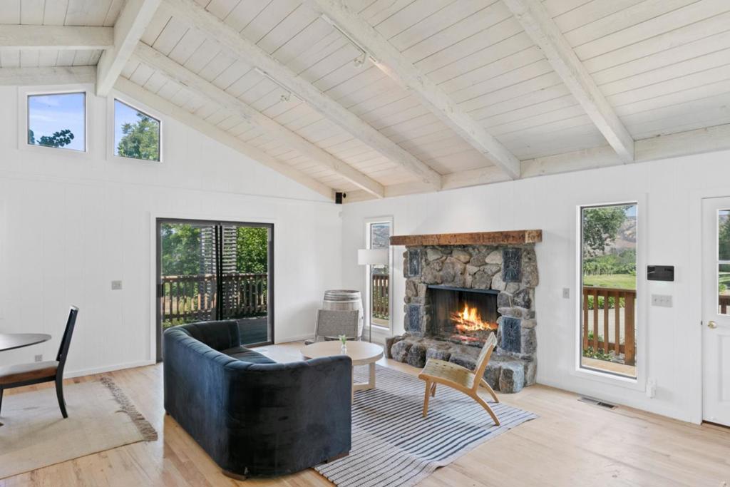20300 Cachagua Road Property Photo 29
