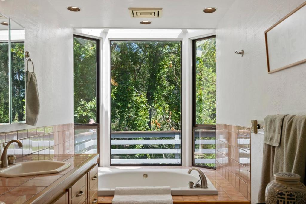 152 Montclair Drive Property Photo 19