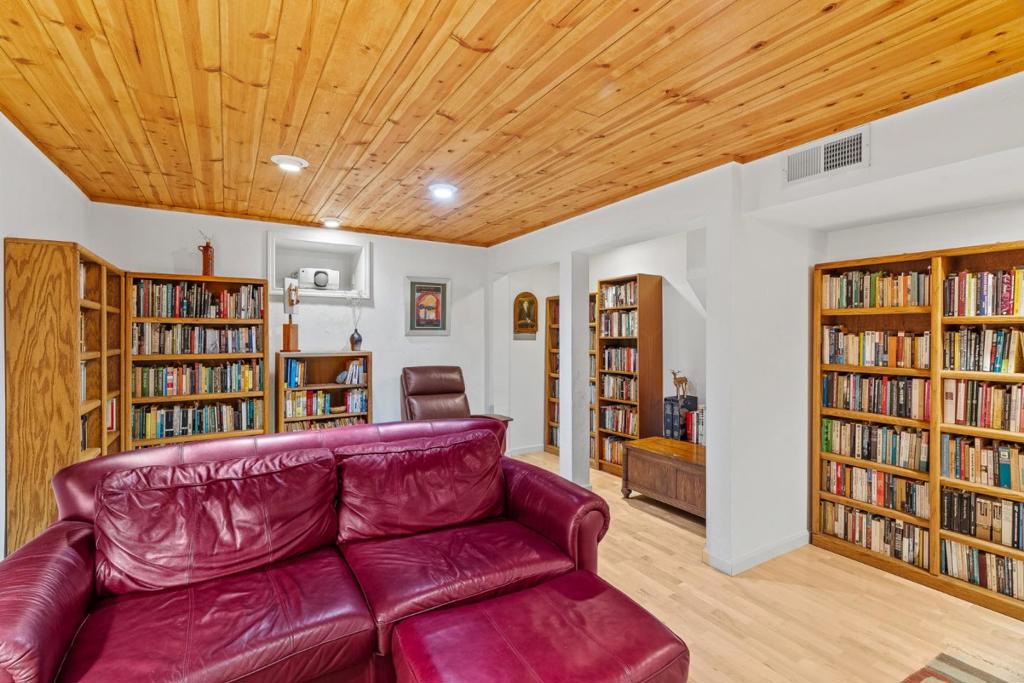152 Montclair Drive Property Photo 32