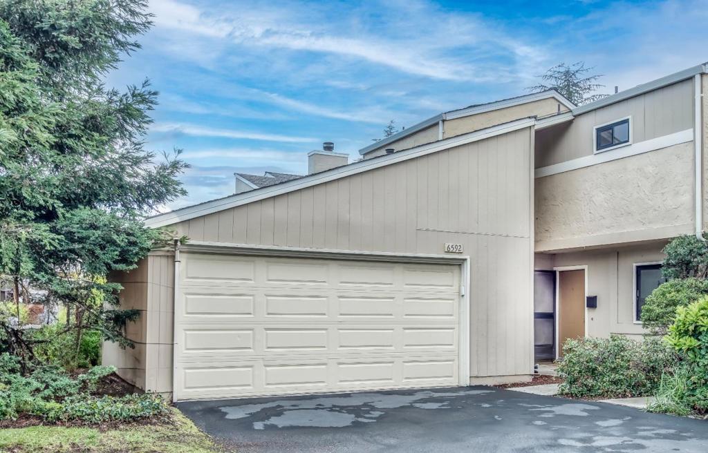6592 Copperwood Circle Property Photo