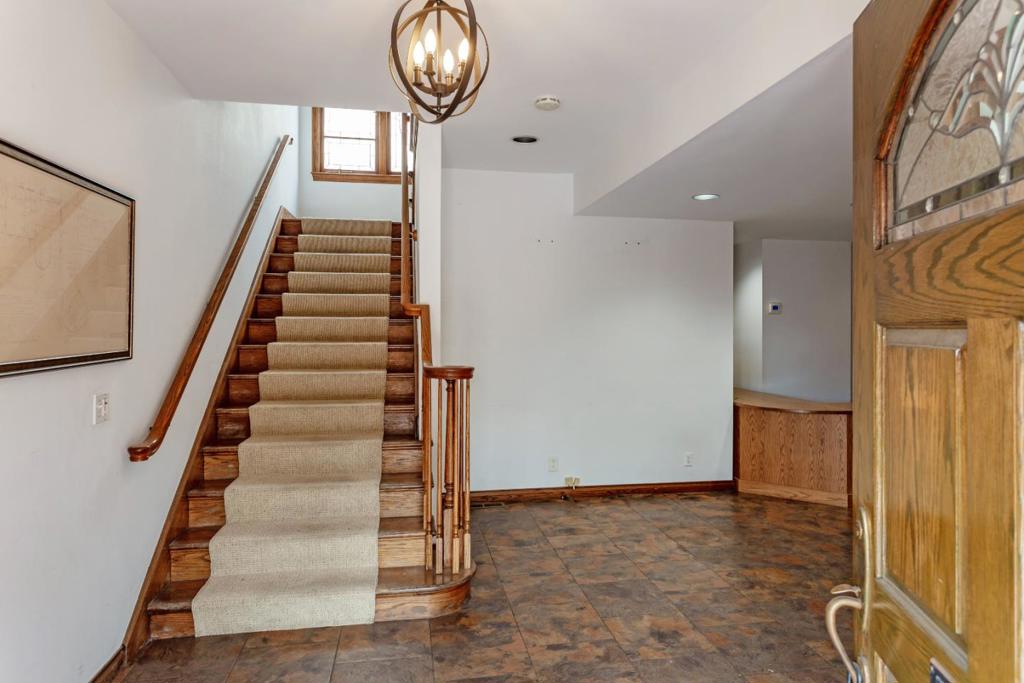 2060 The Alameda Property Photo 9
