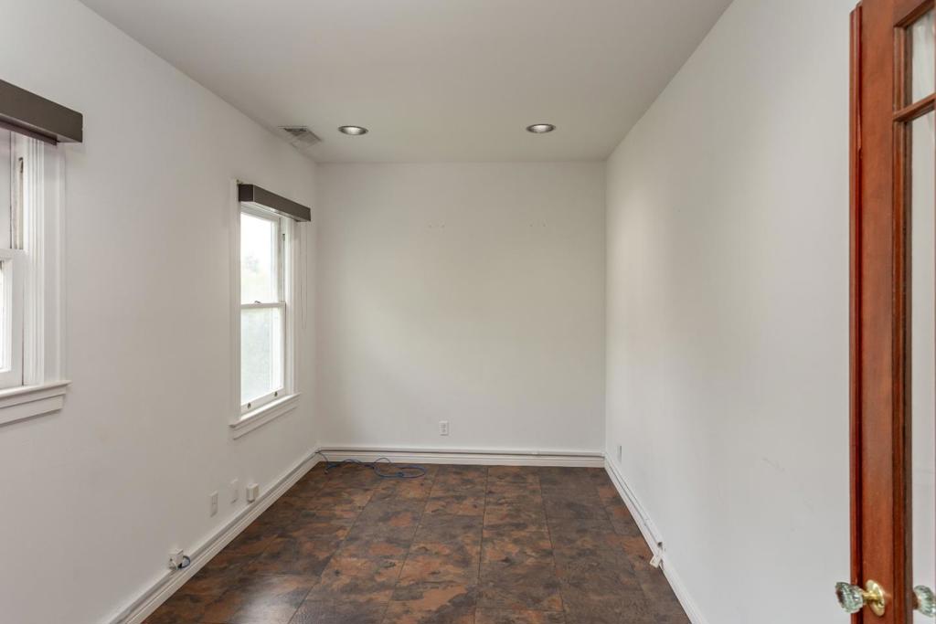 2060 The Alameda Property Photo 26