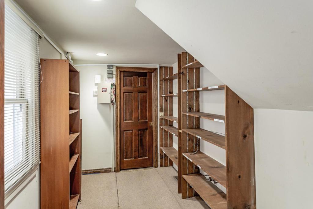 2060 The Alameda Property Photo 27