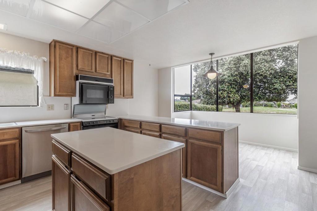 483 Winged Foot Road Property Photo 11