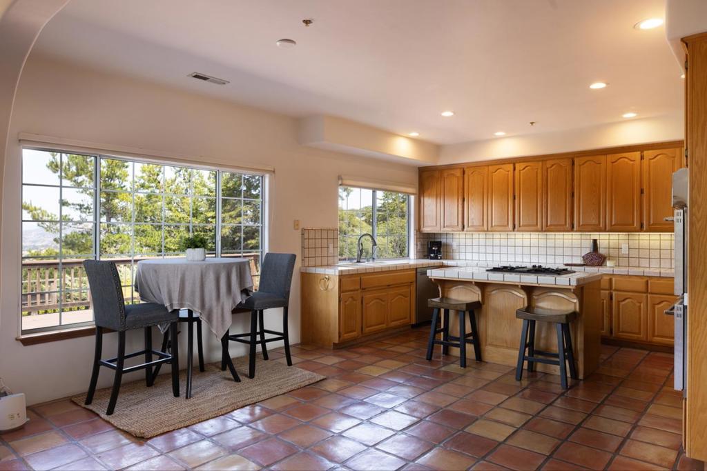 10590 Hidden Mesa Place Property Photo 16