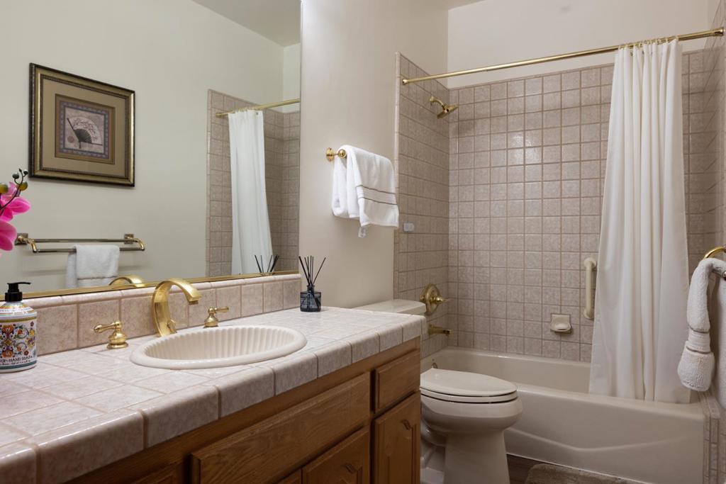 10590 Hidden Mesa Place Property Photo 30