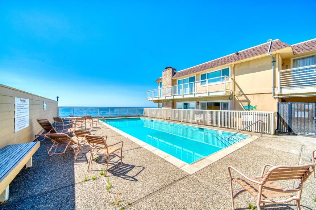 230 Rio Del Mar Boulevard F Property Photo 36