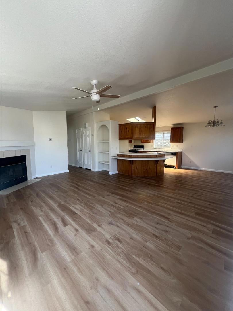 433 Sylvan Avenue Property Photo 8