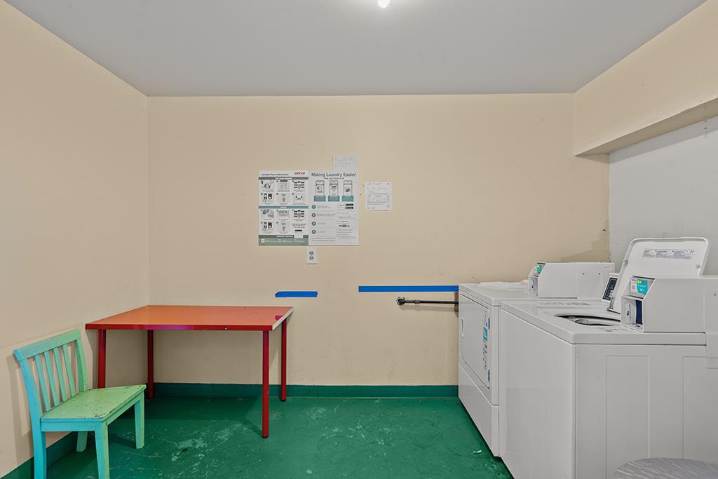 457 S 10th Street Property Photo 13