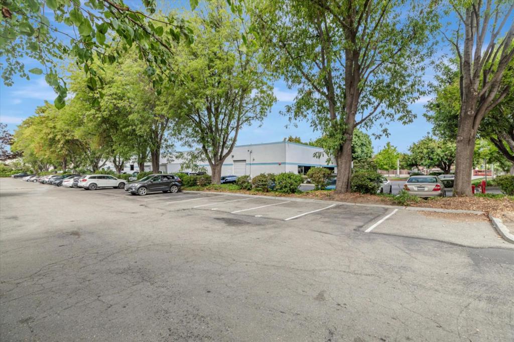2471 Autumnvale Drive F Property Photo 40