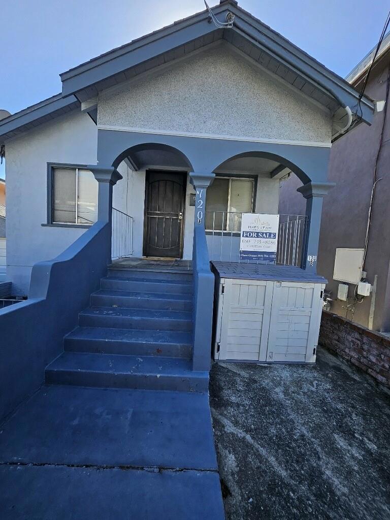 120 Gardiner Avenue Property Photo 1