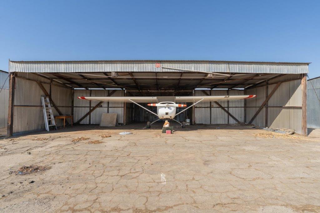 23500 Eckert Field Airport (1q1) Avenue 204 Property Photo 13